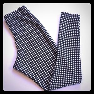 Boohoo Plaid Legging Size 6